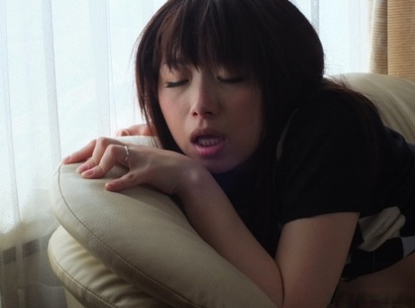 Japanese MILF Maki Hojo has sexual intercourse with her man friend