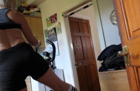 Middle-aged UK blonde Tracey Lain exercises before having POV sex