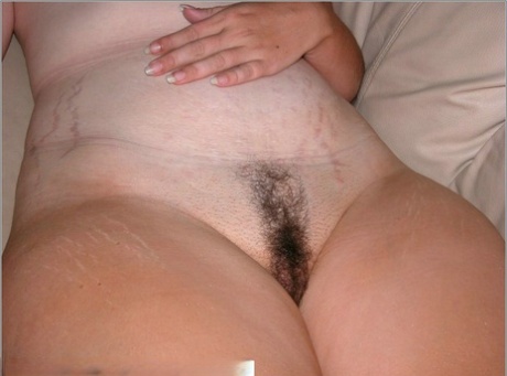 Plump over 30 schoolteacher shows her trimmed bush after baring big naturals