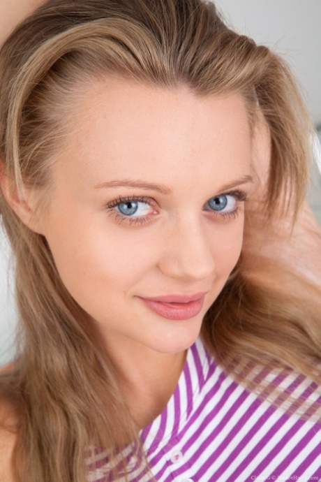 Big breasted Latvian princess Claire G rubbing her sexy furry snatch