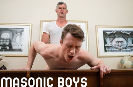 Gay boss Master Oaks has hardcore anal sex with a hot intern in his office