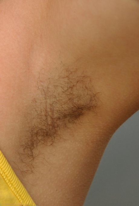 Sweet amateur teen Susie unveils her hairy armpits and coochie by the river