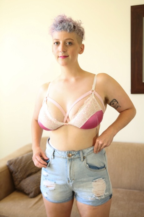 Ersties performed by Vera Nude XXX